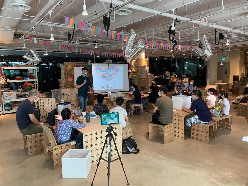 Supported by Our Singapore Fund for Digital Readiness, Vivita Singapore wants to empower children with digital and making skills and providing them with a conducive environment and access to proper guidance from industry professionals.