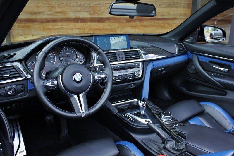 BMW M4 Competition 30 Jahre Edition 1/300 450pk **Macao Blue/Harm.Kardon/HUD/Surr.View/DAB/Keyless** afbeelding 14