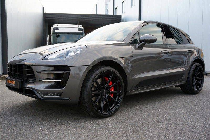 Porsche Macan Turbo 3.6 Performance Package afbeelding 2