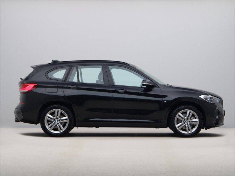 BMW X1 xDrive20i M Sport High Executive afbeelding 8