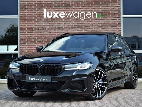 BMW 5 Serie Touring 540i xDrive 333pk M-Sport Pano Laser Comfort LiveCp DA+ HUD 20inch