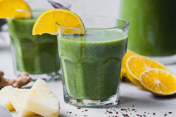 Pineapple Citrus Ginger Green Smoothie | Olive & Mango