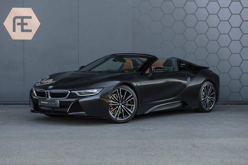 BMW i8 Roadster Dry Carbon, Carbon interieur afwerking, Accaro fijn nappa leder, Progressive package , Laser LED Koplampen afbeelding 2