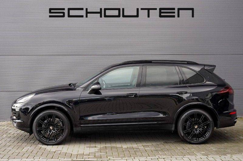 Porsche Cayenne 3.0 D Facelift Luchtv. Pano Bose Sportchrono 21" afbeelding 9