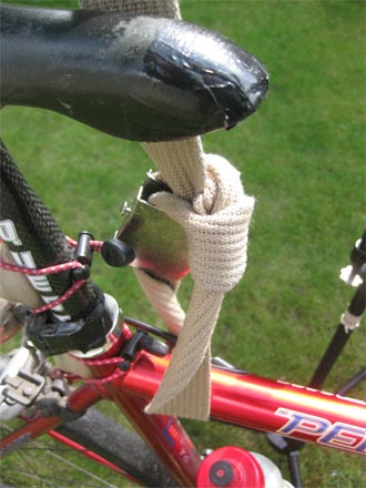 Tie a loop around the bike