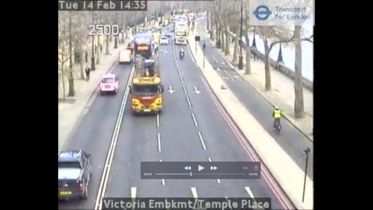 oh my god twitter doesn’t include alt text from images in their API