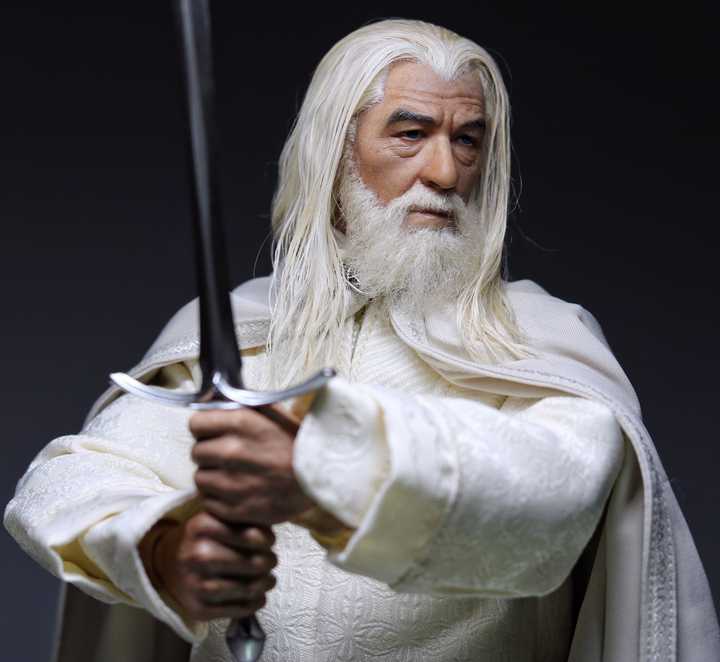 Lord of the Rings Gandalf the White 1/6 Figure | Figround