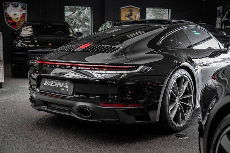 Porsche 911 992 S Sport Design Pakket Sport Chrono Sport Uitlaat Bose Pano 3.0 Carrera S Led Matrix Lift Alcantara Hemel afbeelding 14