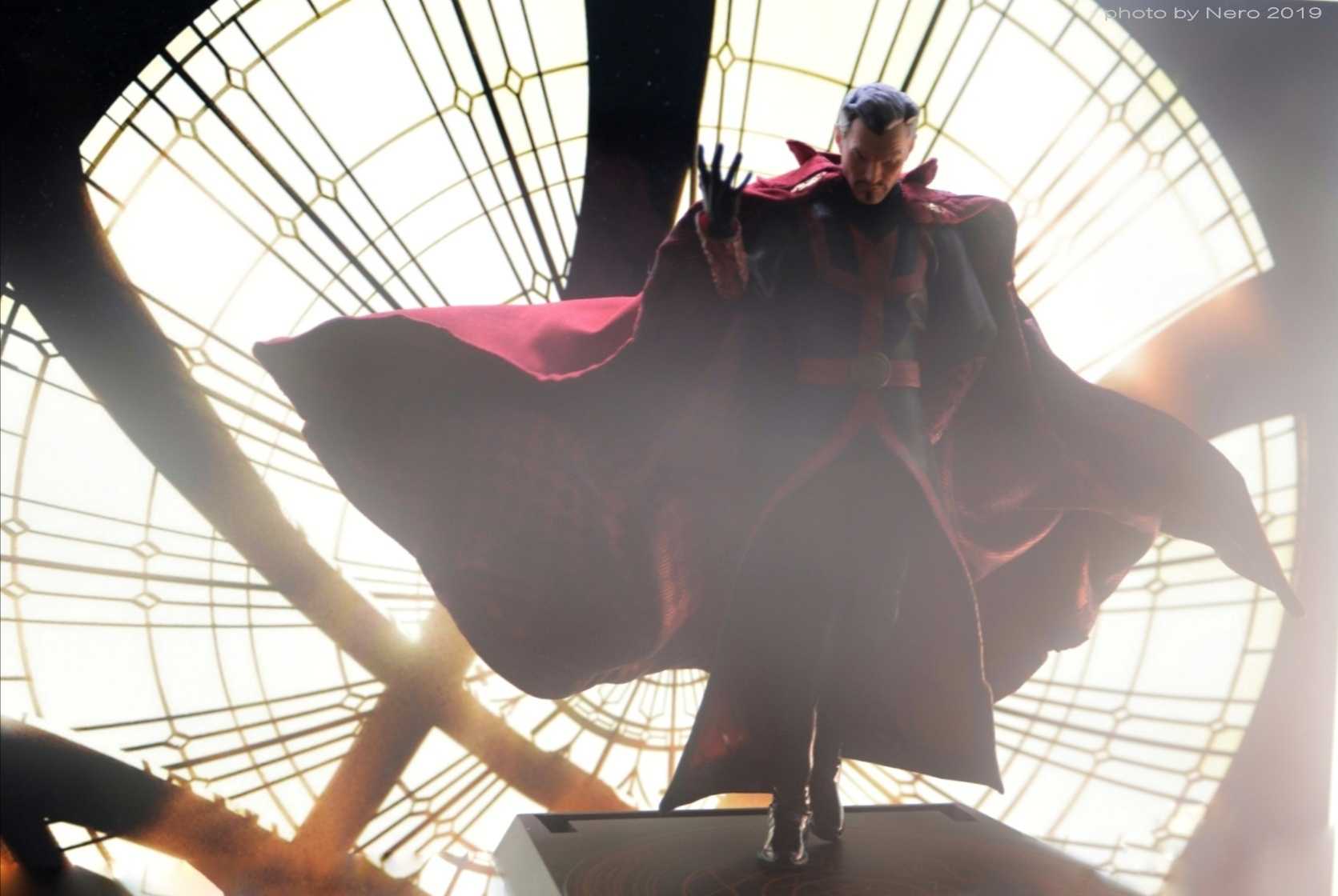 Mezco Doctor Strange PX