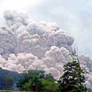 Costa Rica - Arenal Volcano Eruption - 23 August 2000
