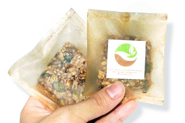 Evoware Not Plastic - A seaweed based eco-friendly alternative to food-grade plastic. And you can eat it.