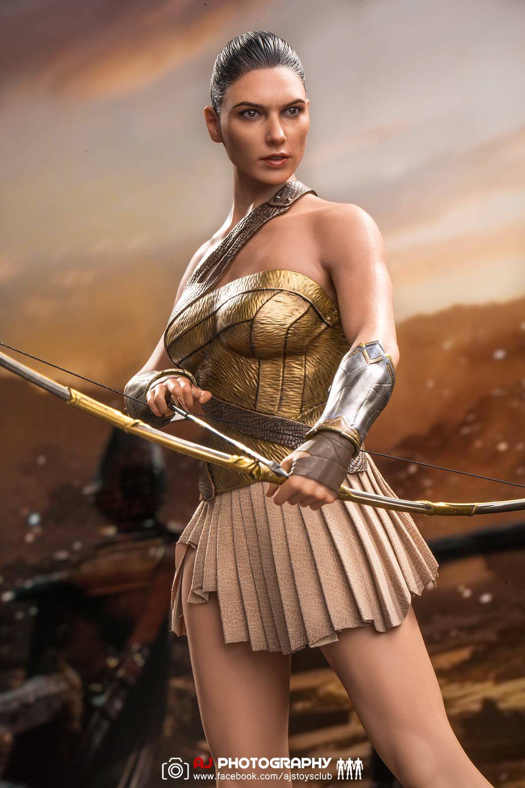 Hot Toys 1/6 Wonder Woman Training Armor Version