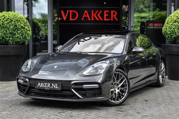 Porsche Panamera TURBO S E-HYBRID PCCB+PANO.DAK+4WSTURING NP.220K