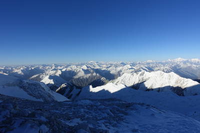 Blick auf das Pamir-Gebirge
