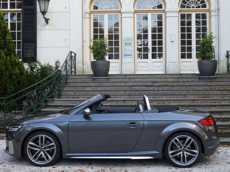 Audi TT TTS Roadster Quattro automaat afbeelding 10