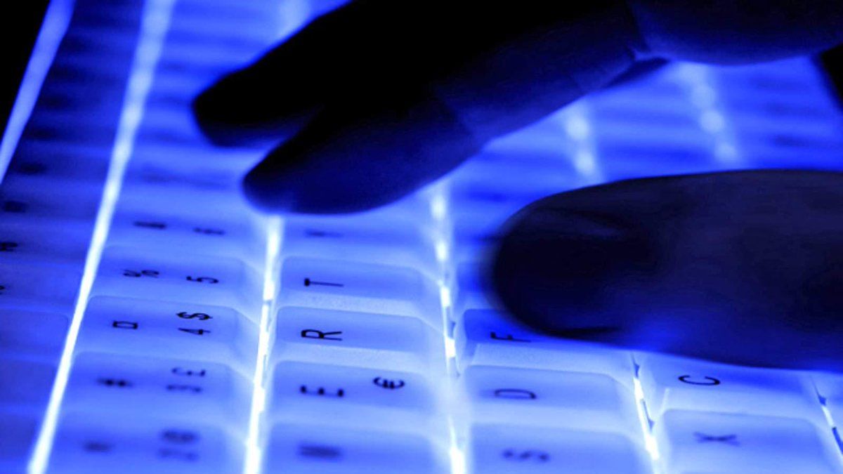 oh my god twitter doesn’t include alt text from images in their API