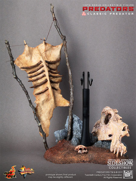 Hot Toys Predator MMS162 Classic Predator 1/6th Scale Collectible Figure