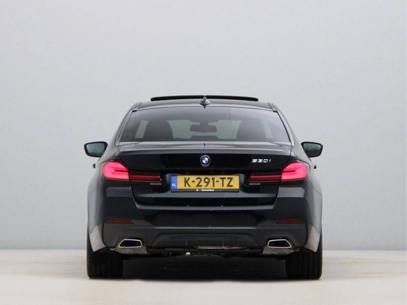 BMW 5 Serie 530i High Executive M-sport afbeelding 10