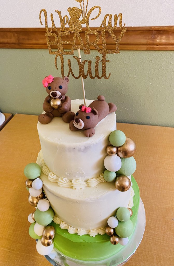 Amazoncom Green Bear Baby Shower Cake Decoration We Can Bearly Wait Cake  Topper We Can Bearly Wait Cake Decoration Bear Baby Shower Party Supplies  We Can Bearly Wait Party Supplies  Grocery