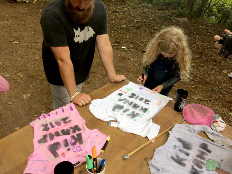 kid-kamp-graffiti-t-shirt-workshop-2