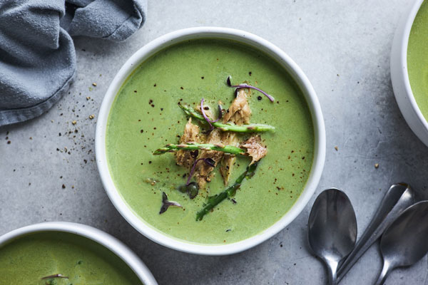 creamy-asparagus-soup-with-wild-mackerel-olive-mango