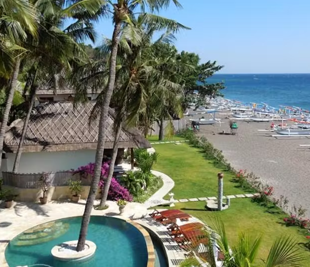 The Palm Garden hotel in Amed has a beautiful reef right in front of it!