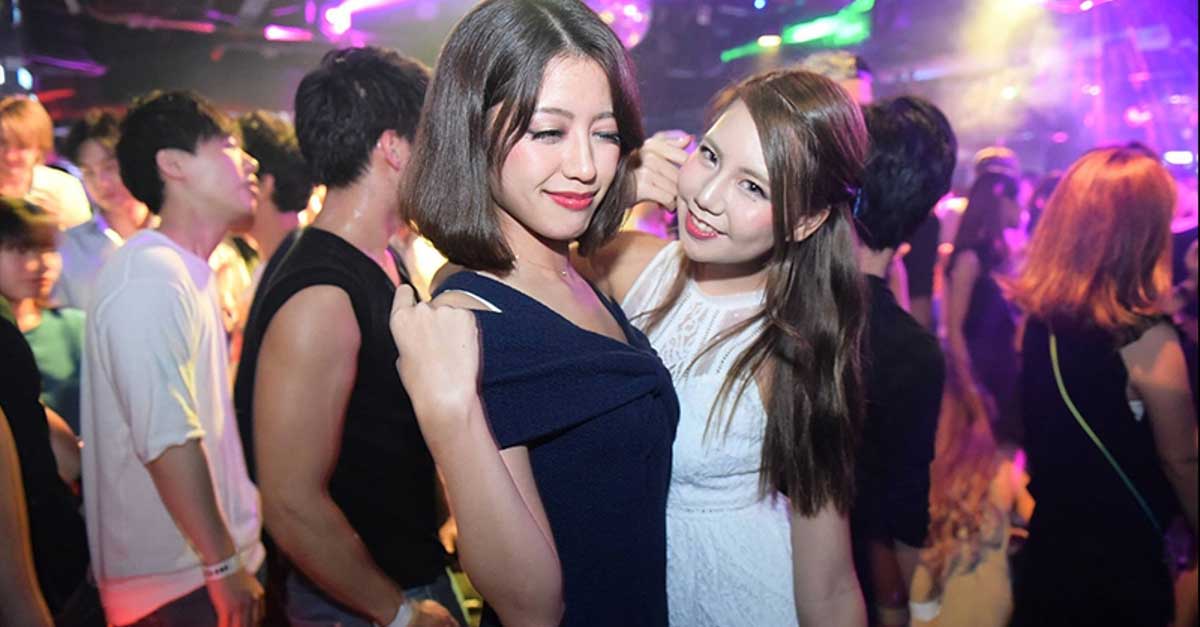 Sensasi Mentraktir Wanita Penghibur