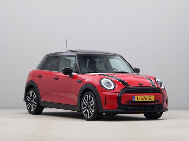 MINI 5-deurs Cooper MINI Yours Aut. afbeelding 7