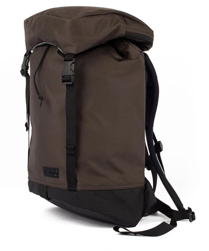 The Tom Bihn Shadow Guide 23