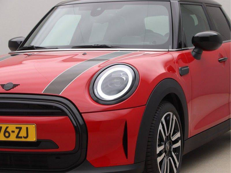 MINI 5-deurs Cooper MINI Yours Aut. afbeelding 23