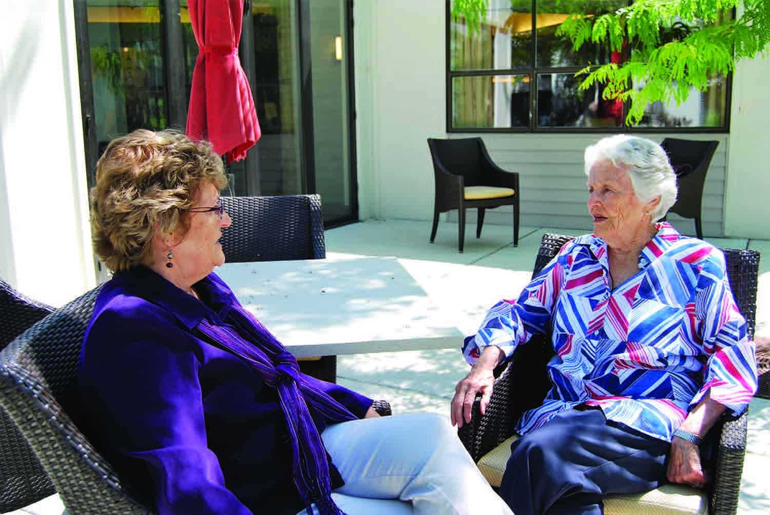 This senior living community offers Margie a comfortable place to live with activities and supports in place for seniors. Margie’s daughter, Gay, lives close by, making it easier to enjoy regular visits.