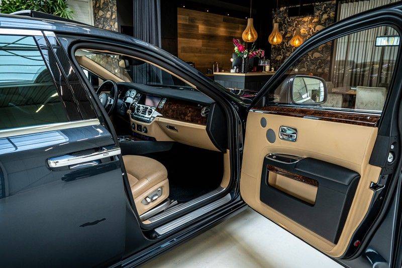 Rolls-Royce Ghost 6.6 V12 | HUD | Night vision | Panoramadak | Stoel koeling en verwarming | Recent grote beurt gehad met remblokken en schijven voor 7800,- afbeelding 20