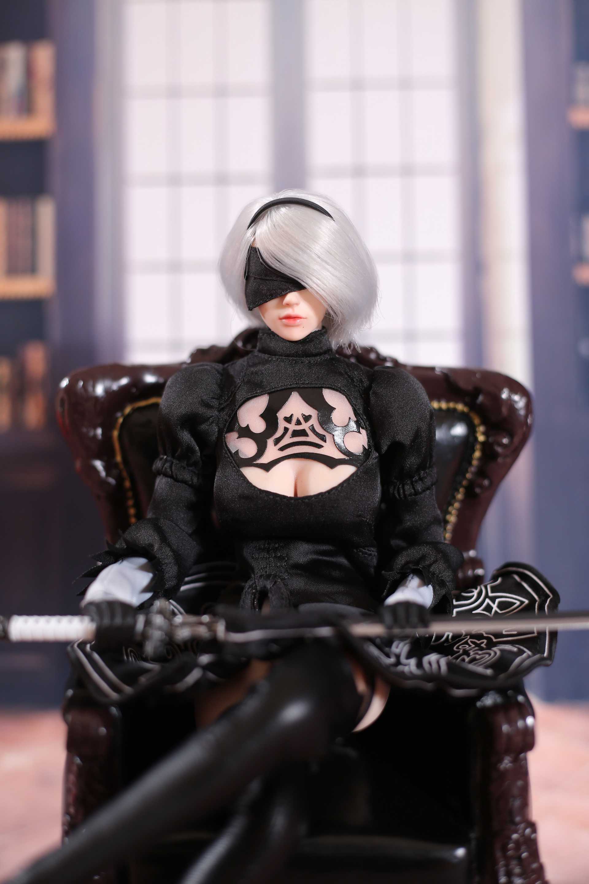 NieR: Automata 2B 1/6 Scale