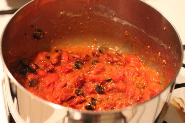 Tomato sauce reducing