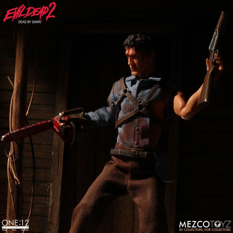 Mezco Toyz Evil Dead 2 One:12 Collective Ash