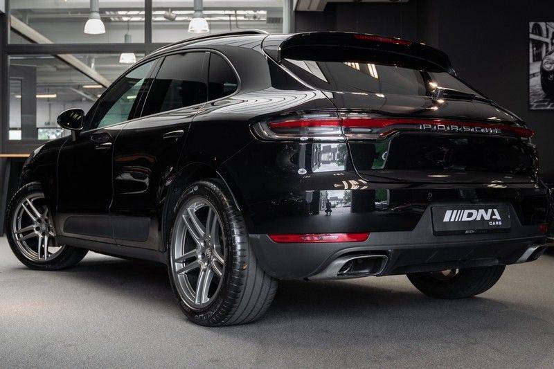 Porsche Macan Luchtvering Pano Leder Dashboard ACC Porsche Exclusive 2.0 Turbo afbeelding 2