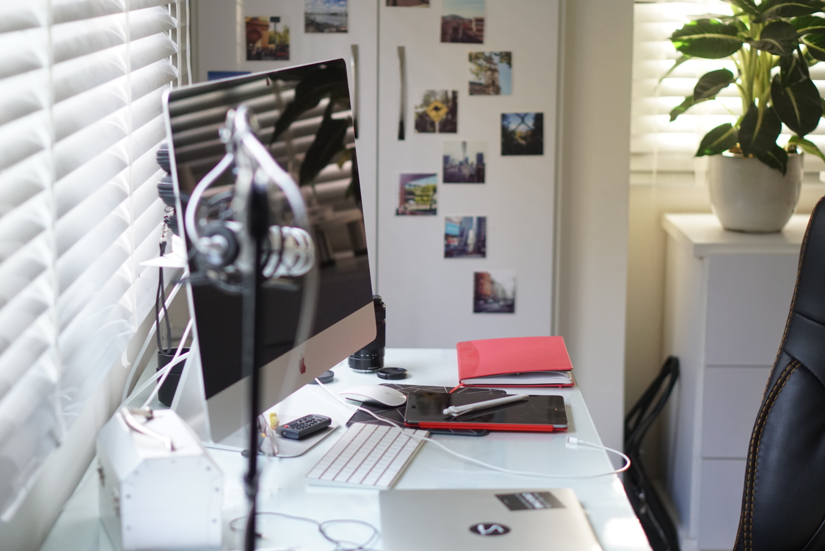 Sara’s desk.