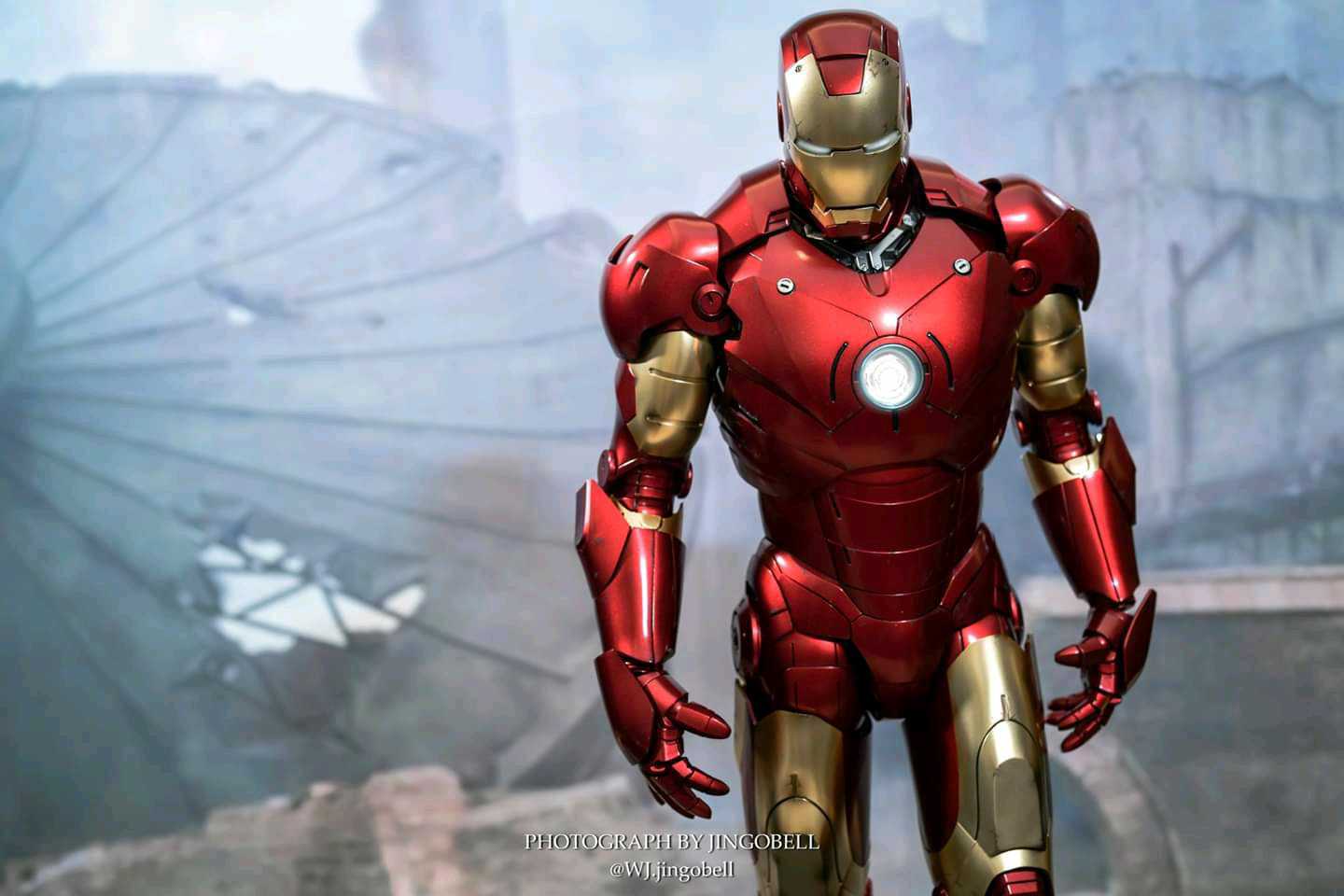 HT 1/4 Iron Man MK3 Album