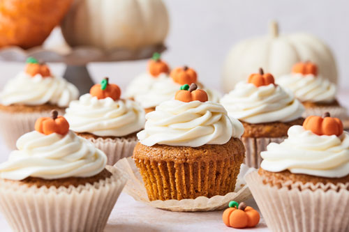 Pumpkin Cupcakes With Cream Cheese Frosting