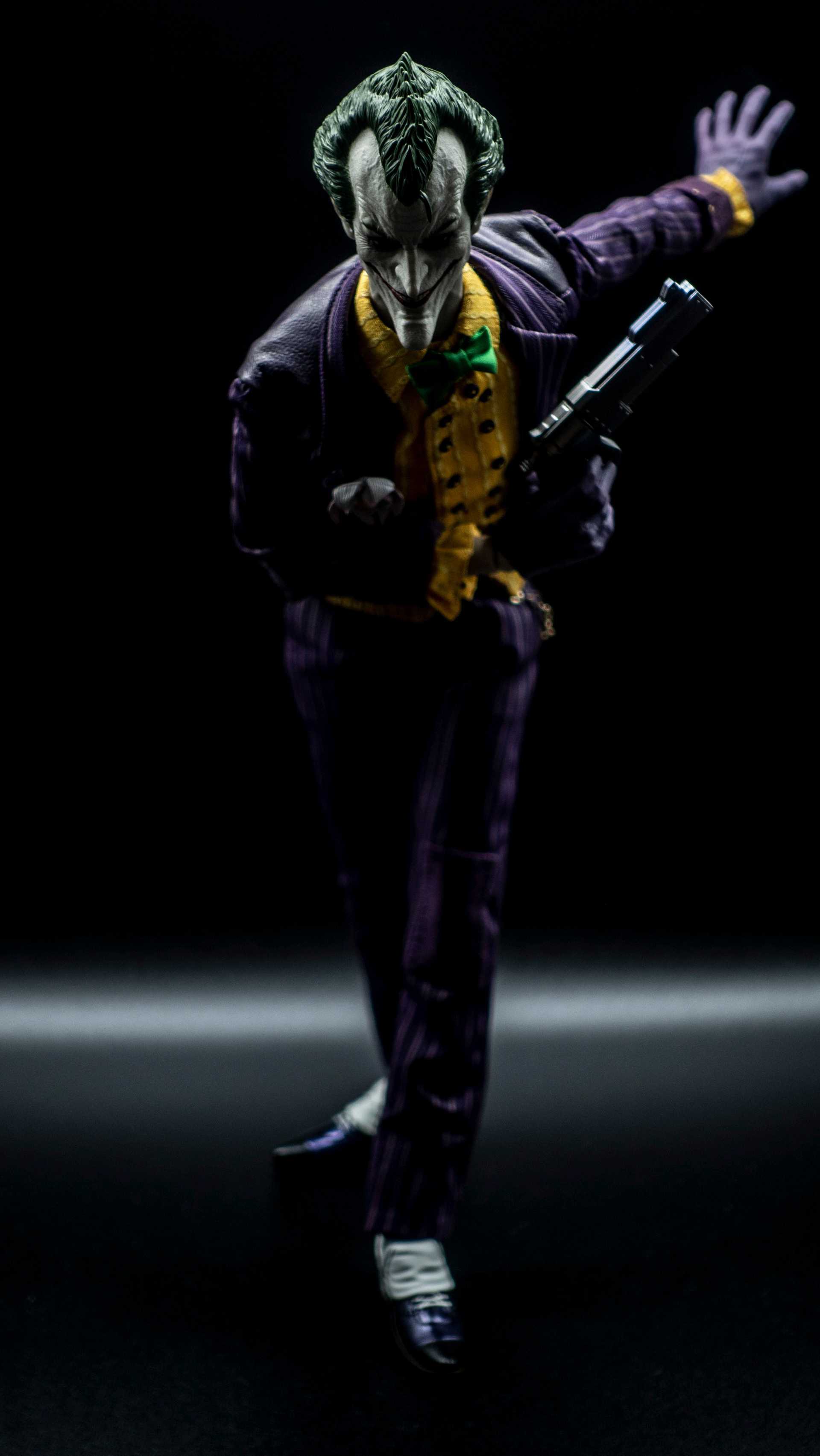 joker hot toys arkham asylum