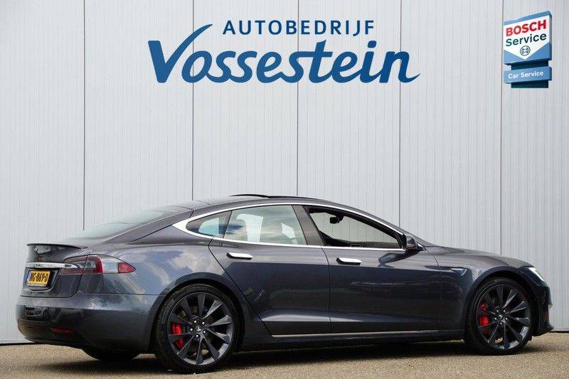 Tesla Model S P90D Performance Ludicrous 576pk / Autopilot / Pano / 21inch / Carbon / 162.500,- Nieuw / Free Supercharging! afbeelding 2