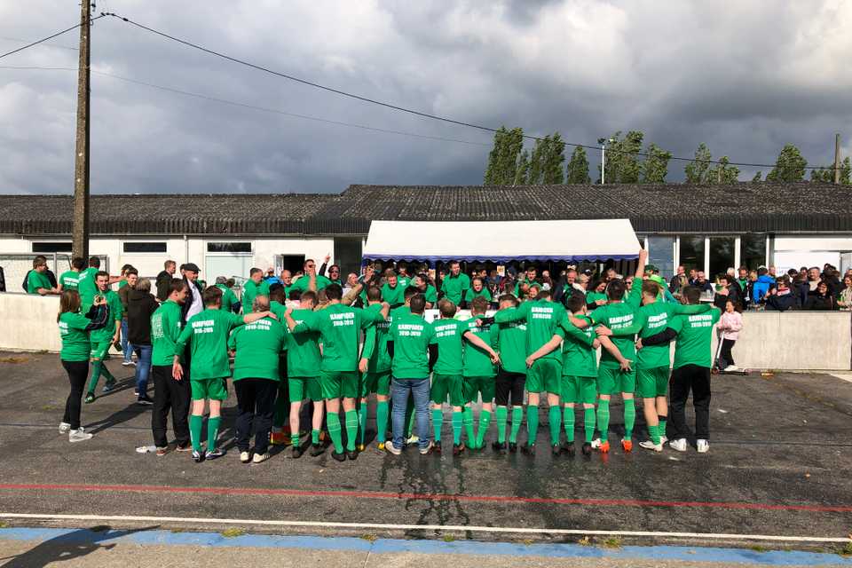 KCVV ULtras op kampioenenmatch