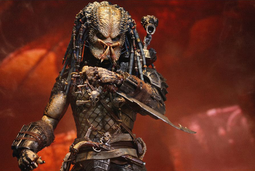 Hot Toys Predator 2 MMS233 Elder Predator 1/6th Scale Collectible Figure