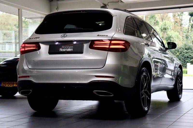 Mercedes-Benz GLC 250 4MATIC Premium Plus AMG|PANO|Night afbeelding 4