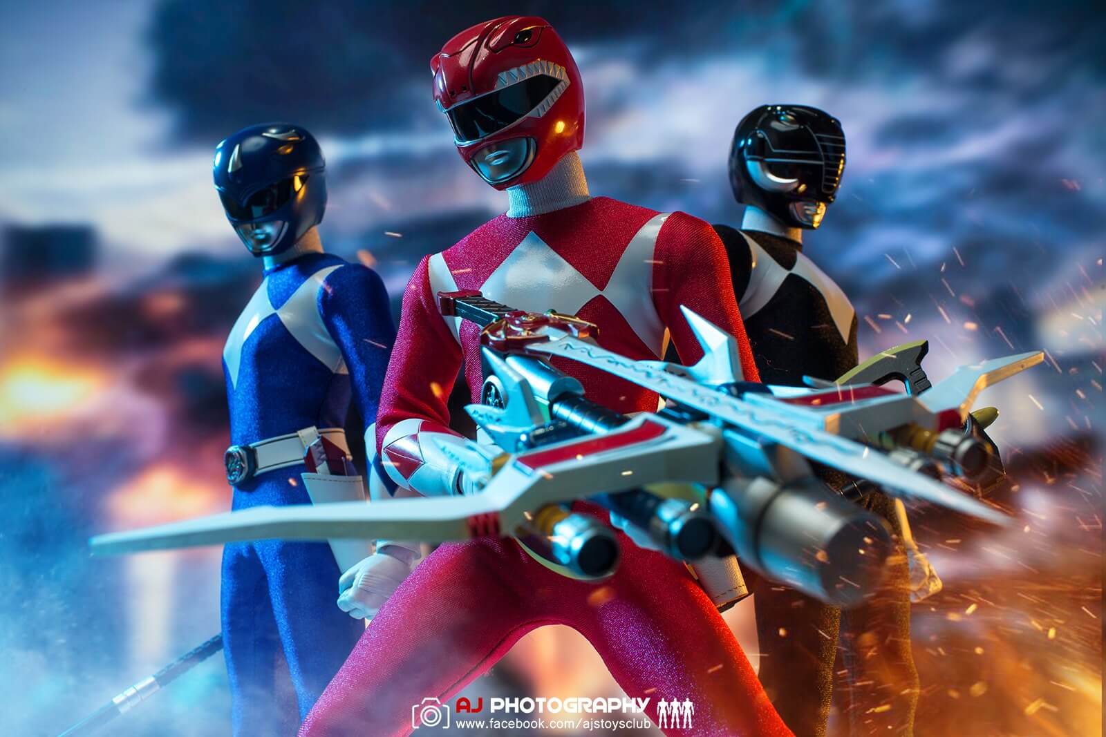 Ace Toyz 1/6 Mighty Morphin Power Rangers | Figround