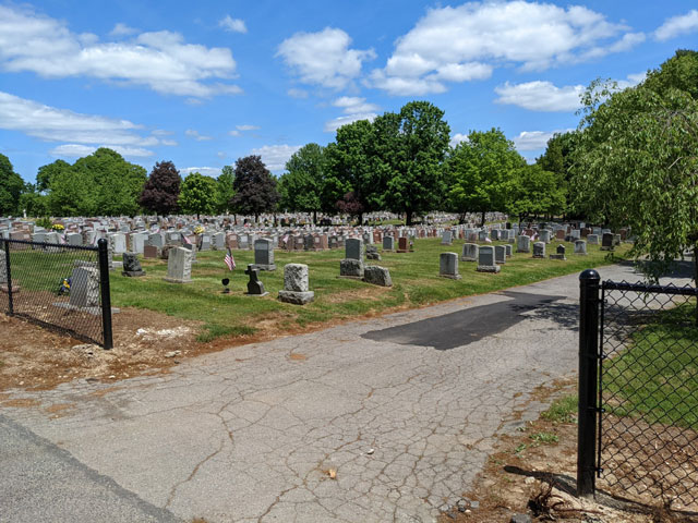 The last entrance to St. Patrick's Cemetery on Lakeview Avenue, just before Proctor Street