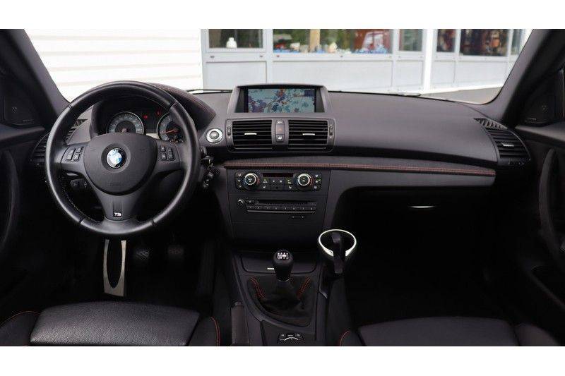 BMW 1 Serie Coupe 3.0i M Akrapovic, Harman/Kardon, Comfort Access afbeelding 22