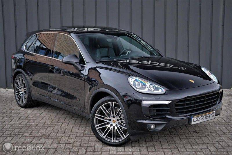 Porsche Cayenne 4.2 D S | Panoramisch dak | Bose | 850 Nm afbeelding 12