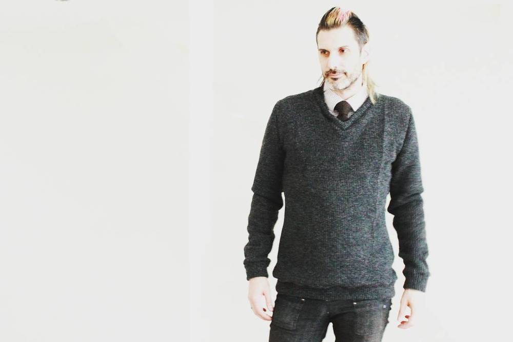 An example of the Sven sweatshirt