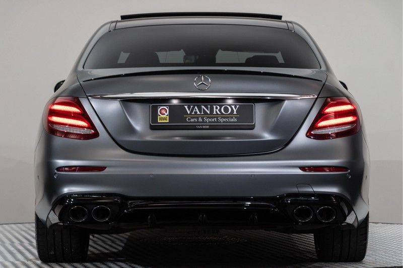 Mercedes-Benz E-Klasse E53 AMG 4Matic+ 436pk (Shape/Mat) Panoramadak Nightpakket Luchtvering Widescreen Burmester Carbon-Int+Ext Sportleder+Memory SuperSportStuur ComandOnline AmbientLight Keyless 20"AMG 360Camera Parktronic Pdc afbeelding 13